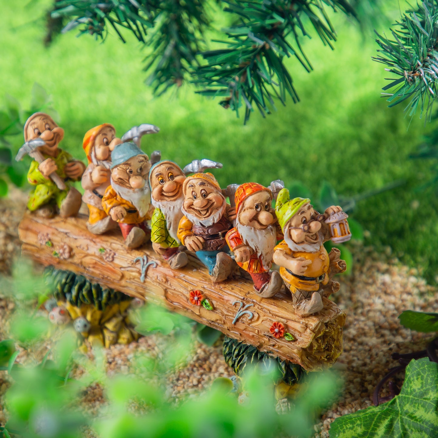 Seven Dwarfs Garden Statue